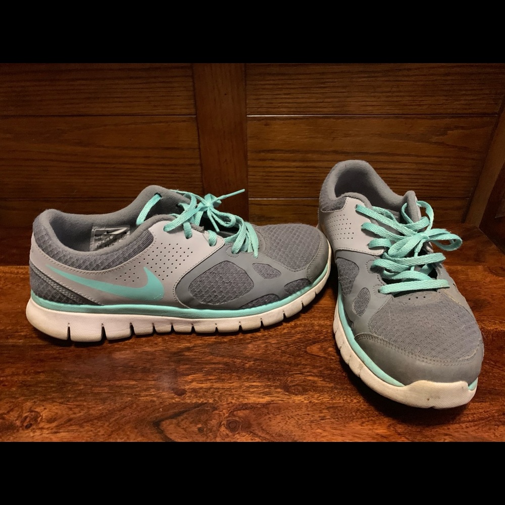 Nike Women’s size 10
